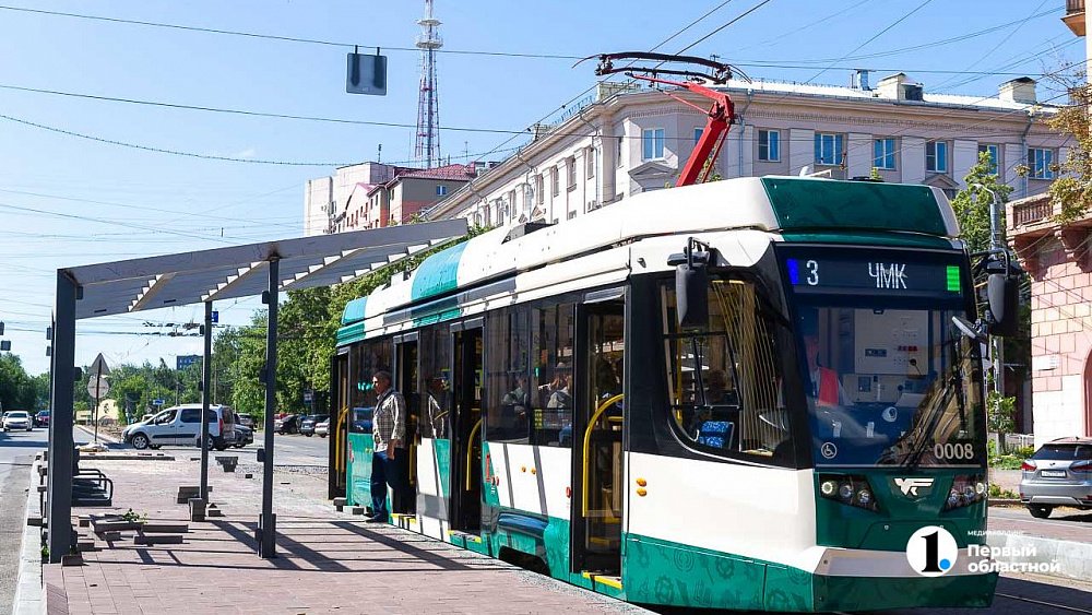 Более 100 остановочных комплексов смонтируют в Челябинске до конца года