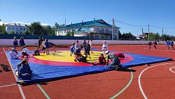 В Троицке в День физкультурника открыли стадион «Сатурн‑плюс»