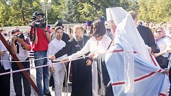 В храме Александра Невского на Алом поле освятили кресты и купола