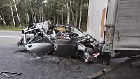 На трассе М-5 в Челябинской области в ДТП погибли два человека