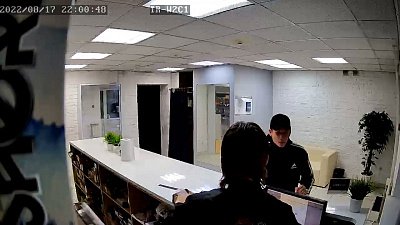 В Миассе мужчина не смог ограбить магазин электронных сигарет