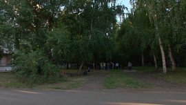 Челябинцы выступили против строительства сквера на улице Смирных Челябинцы выступили против строительства сквера на улице Смирных