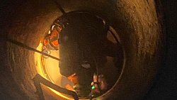 Подросток и молодой мужчина погибли при очистке колодца в детском лагере в Челябинской области