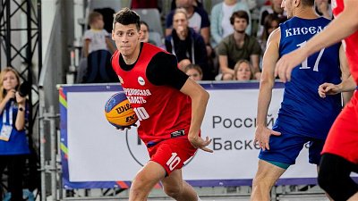 Челябинский баскетболист Кирилл Писклов завоевал золото Всероссийской спартакиады