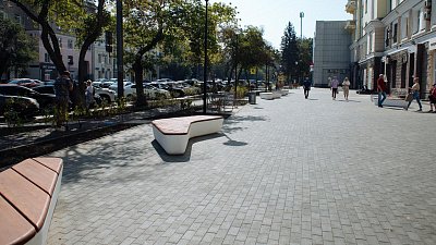 В Челябинске завершили первый этап создания пешеходной зоны на улице Свободы