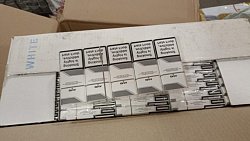 В квартире челябинца обнаружили 6,5 тысячи пачек контрафактных сигарет на сумму миллион рублей