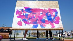 Табун единорогов и ожившие картины: как прошел фестиваль «Неискусственно» в Челябинске