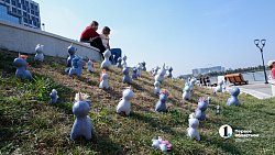 Табун единорогов и ожившие картины: как прошел фестиваль «Неискусственно» в Челябинске