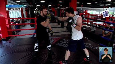 Идет подготовка к грандиозному шоу в Тракторе