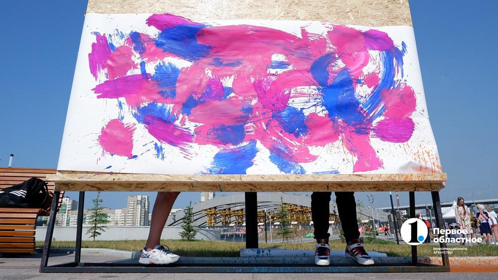 В Челябинске продолжился арт‑фестиваль «Неискусственно»