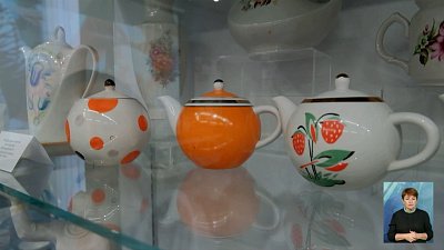 В ЮУрГУ открыли выставку «Фарфоровые истории»