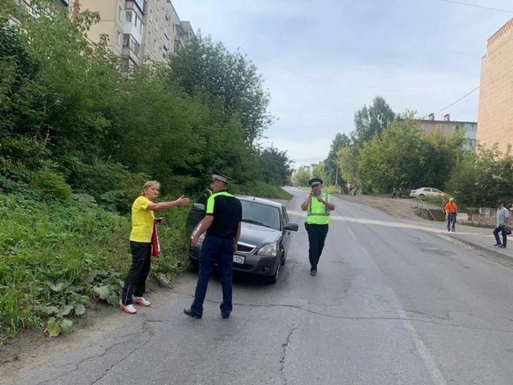 В Златоусте 10‑летний мальчик попал под колеса легковушки