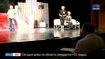 Зачем известный режиссёр приехал в Челябинск? в сюжете «Дмитрий Астрахан в Драмтеатре»