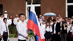 В школах Челябинской области прошли праздничные линейки