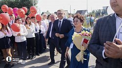 Алексей Текслер открыл новую школу на 500 мест в селе Кунашак