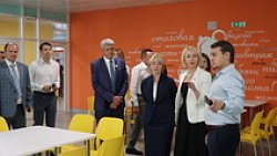 Ирина Гехт открыла новую школу в Миассе и «Кванториум» в Златоусте