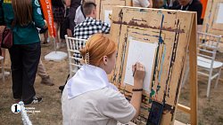 Бой на бабуках и метание тарелок: в Челябинске прошел «Молфест‑2022»