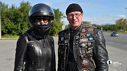 Байкеры челябинского мотоклуба доставляют продукты малоимущим семьям