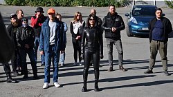 Байкеры челябинского мотоклуба доставляют продукты малоимущим семьям