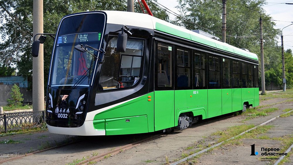 Два трамвая сошли с рельсов в Челябинске