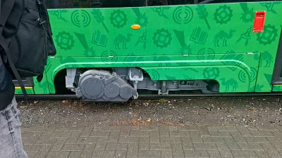 На северо-западе Челябинска остановилось движение трамваев