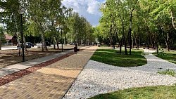 В Челябинске открыли новый сквер на улице Бажова