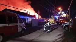 В поселке под Челябинском сгорел жилой дом