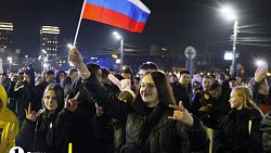 В Челябинске День города завершился фейерверком: фоторепортаж