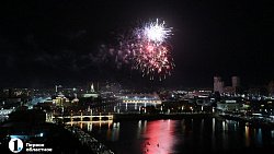 В Челябинске День города завершился фейерверком: фоторепортаж