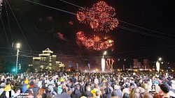 В Челябинске День города завершился фейерверком: фоторепортаж