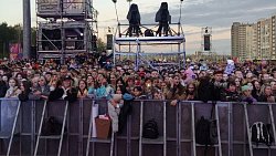 С Днем города челябинцев поздравили Клава Кока, Niletto и рэпер ST