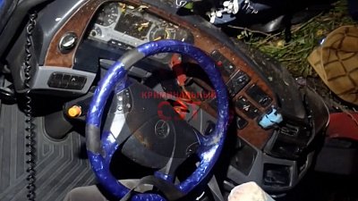 Под Златоустом водитель погиб под собственной фурой