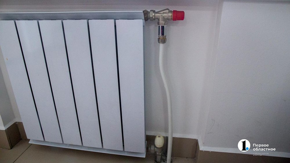 В Челябинске включат отопление в домах только после похолодания — мэрия