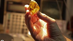 Геммолог Олег Джумаев: большинство драгоценных камней в украшениях южноуральцев — поддельные