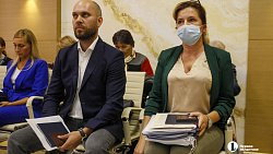 Две семьи из Челябинской области отсудили 8 млн рублей у Минфина РФ за подмену детей в роддоме