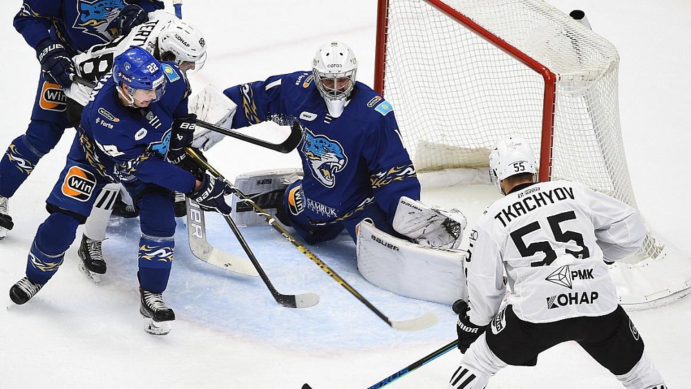 Хоккеисты челябинского «Трактора» уступили «Барысу» в чемпионате КХЛ