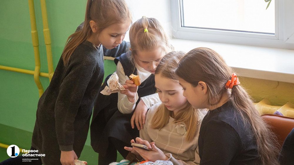 Минздрав оценил вероятность введения дистанта в школах Челябинской области