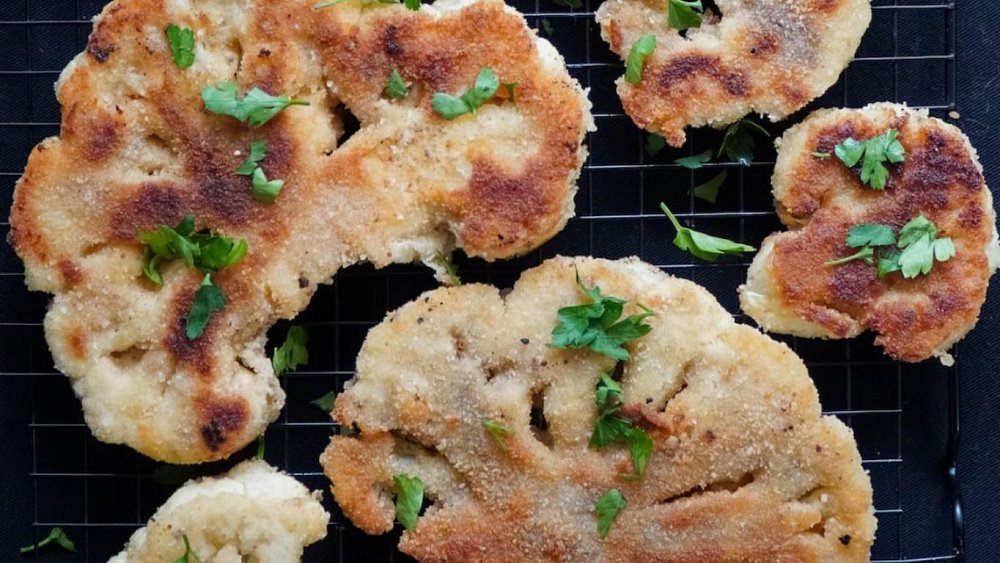 Делаем стейки из цветной капусты