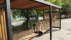 Сезон благоустройства завершается в челябинском поселке Новосинеглазово