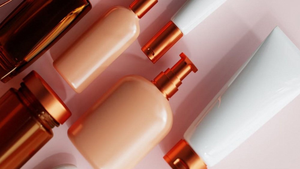 Как ухаживать за кожей лица осенью