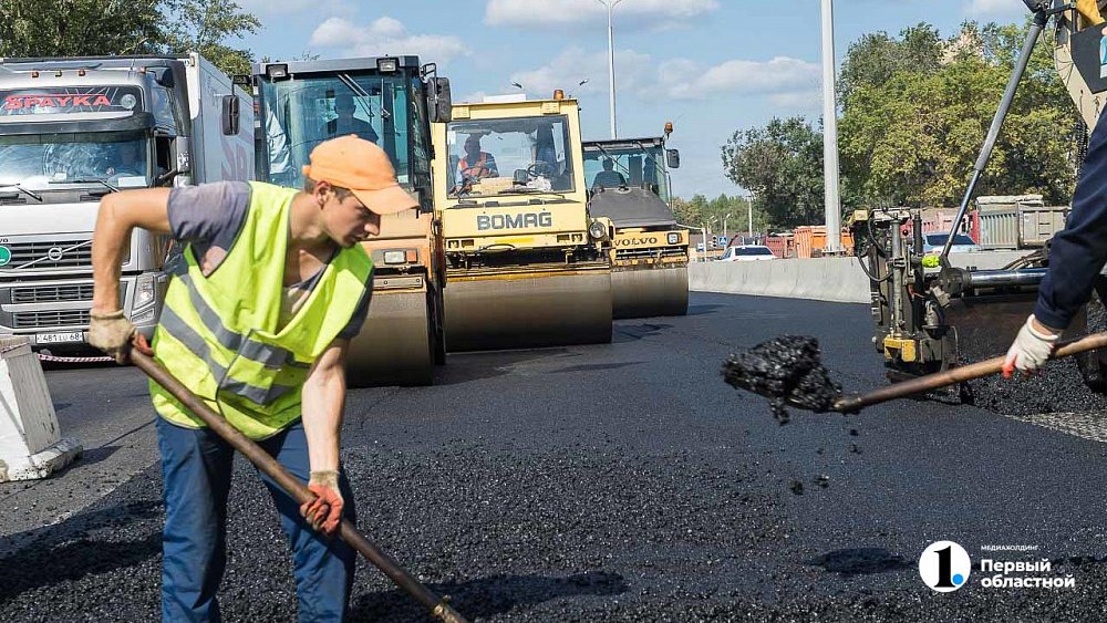 Ремонт проезжей части улицы Худякова в Челябинске завершат до конца недели