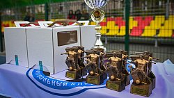 Наставник ФК «Челябинск» Виктор Булатов сыграл в футбольном турнире «Матч памяти друзей»