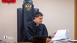 В челябинском суде Виталий Безруков отрицал вину в превышении полномочий