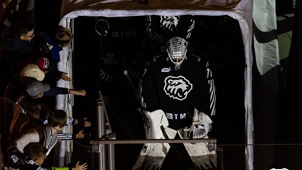 Хоккейный клуб «Трактор» отправил голкипера Эмиля Гарипова в список отказов