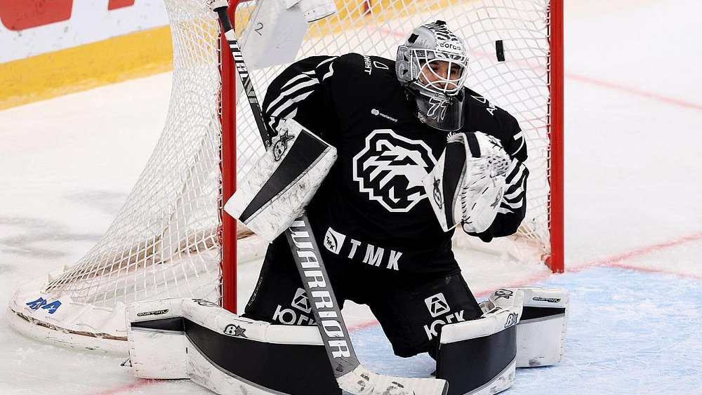 Экс-голкипер челябинского «Трактора» Эмиль Гарипов может продолжить карьеру в «Нефтехимике»