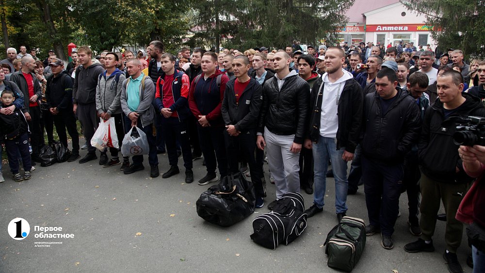 Сосновский район отправил в войска первых мобилизованных танкистов