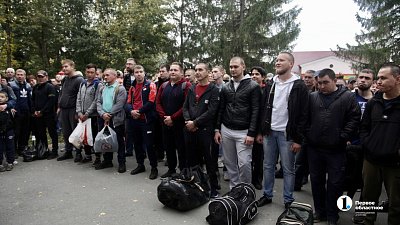 В Челябинской области началась отправка мобилизованных к местам обучения