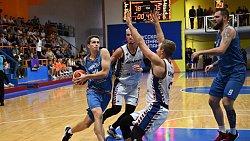 Два южноуральских баскетбольных клуба вышли в следующий раунд Кубка России