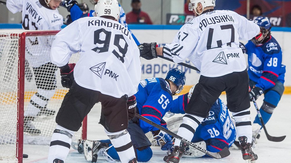 Челябинский клуб «Белые медведи» одержал шесть побед в семи матчах в МХЛ