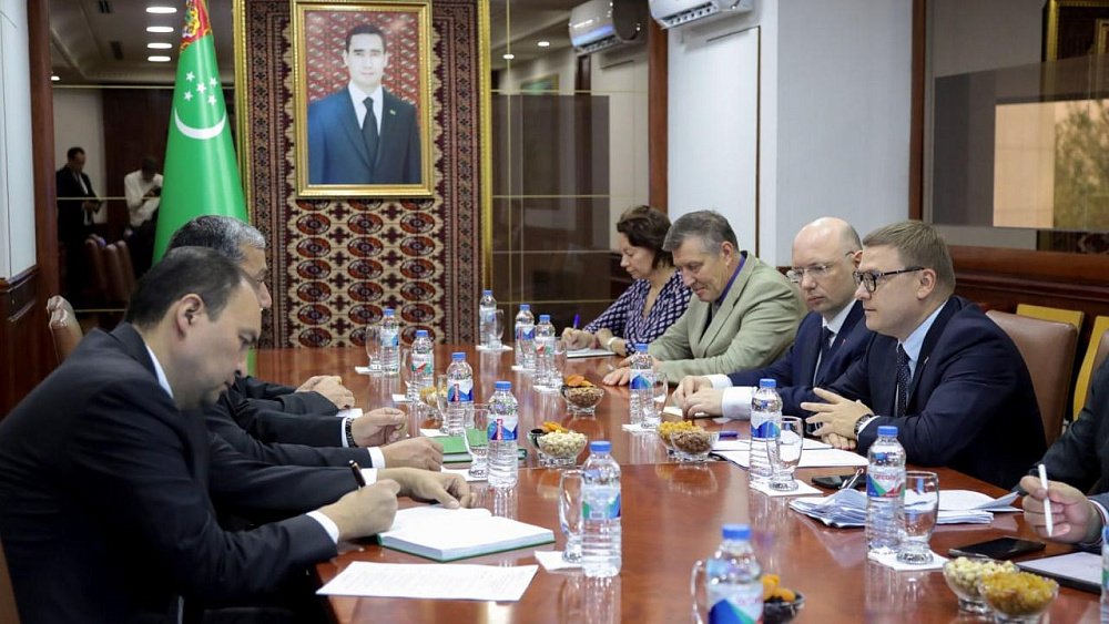 Алексей Текслер возглавил делегацию Южного Урала в Ашхабаде